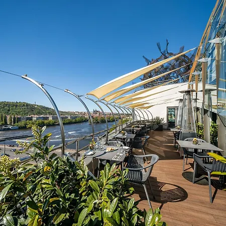 Dancing House Hotel - Tancici Dum-2